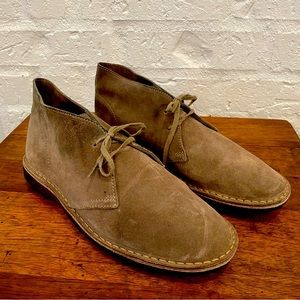 J. Crew Men’s desert boots - size 11 suede